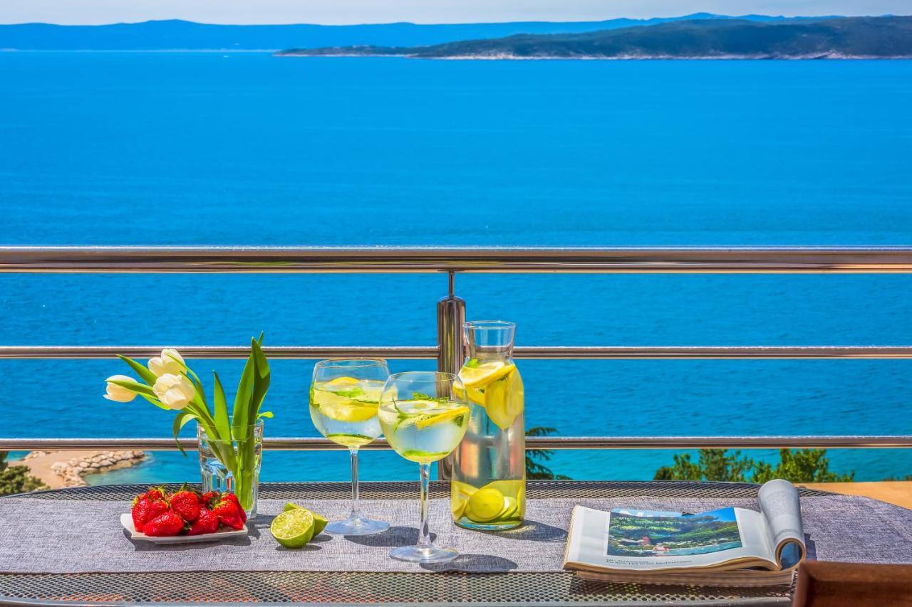 Apartmani Nikola Baska Voda Bagian luar foto