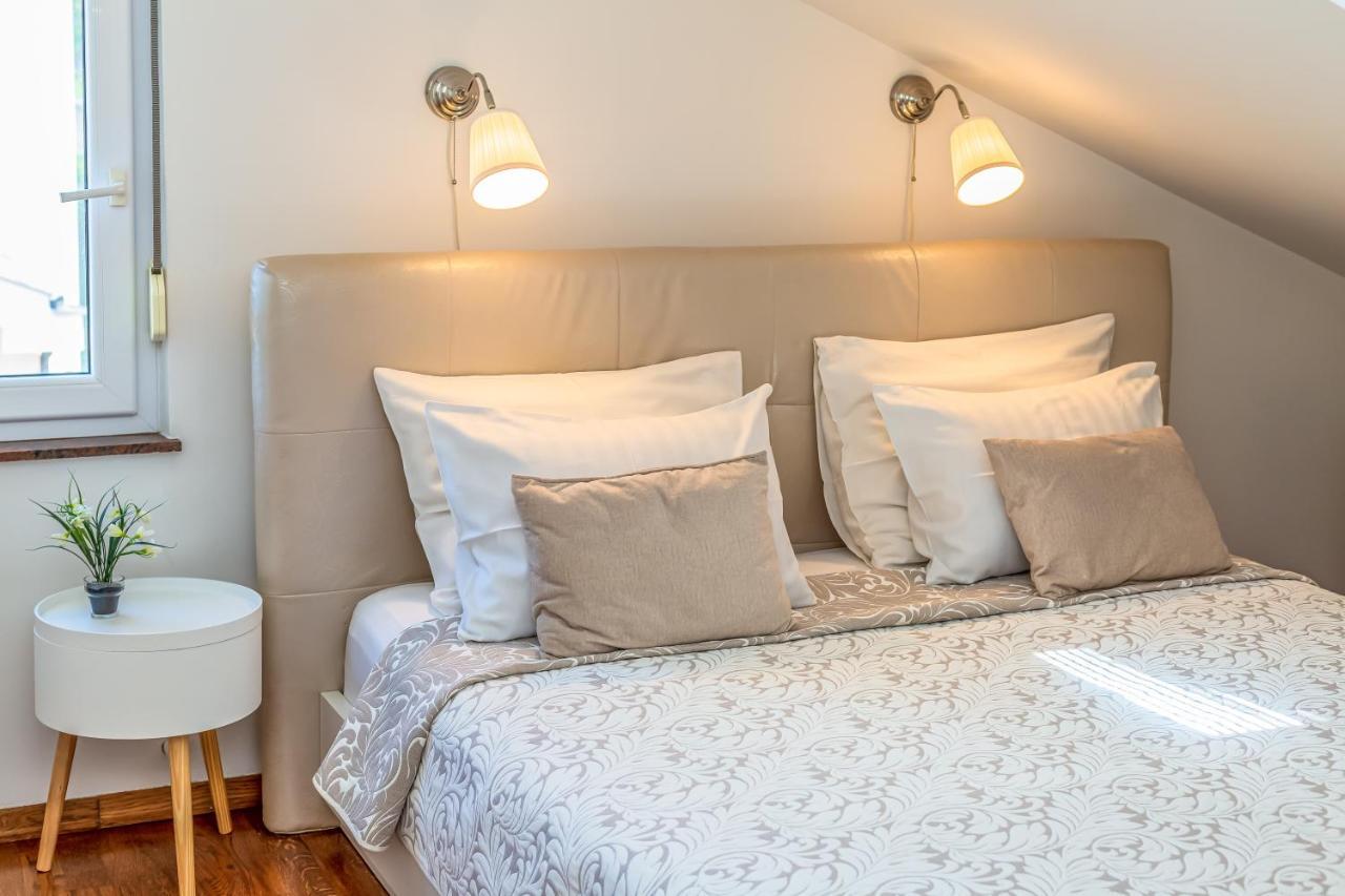 Apartmani Nikola Baska Voda Bagian luar foto