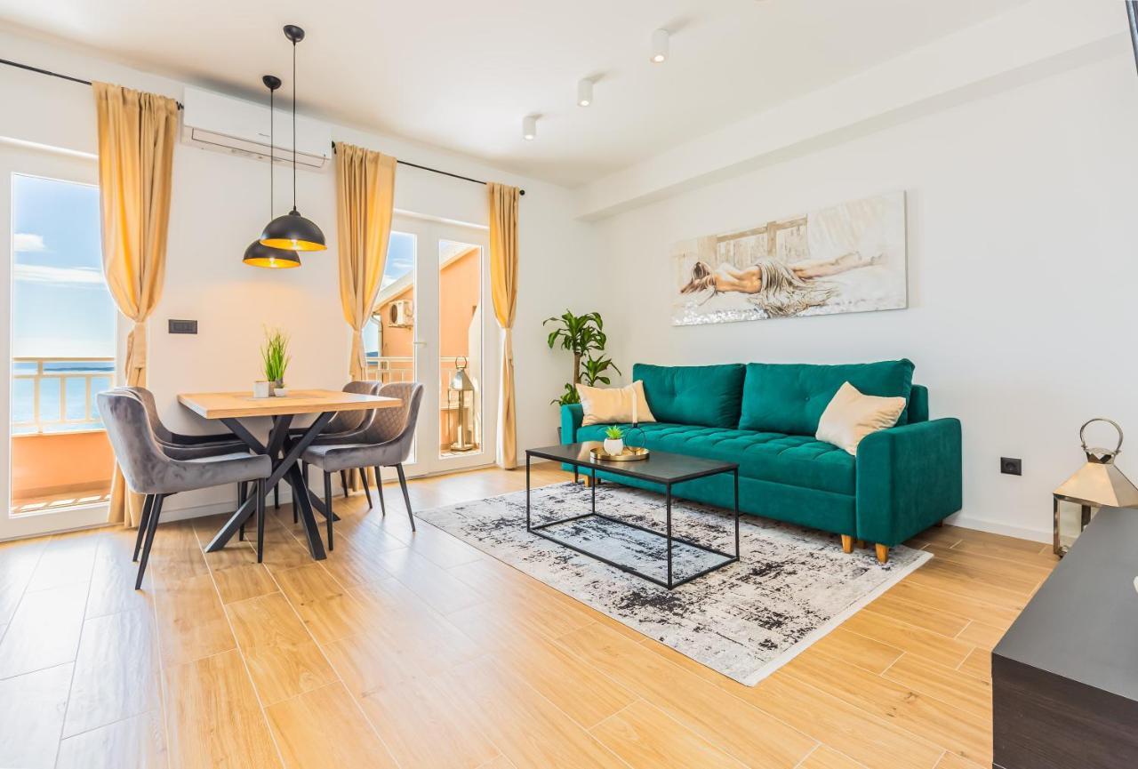 Apartmani Nikola Baska Voda Bagian luar foto